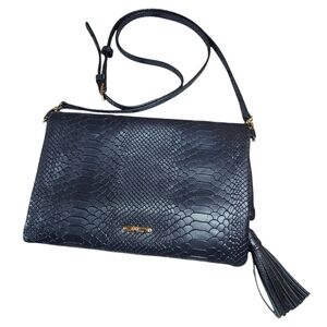 GiGi New York Women’s Bag, Blue Leather Phyton Embossed Folded Crossbody Bag EUC